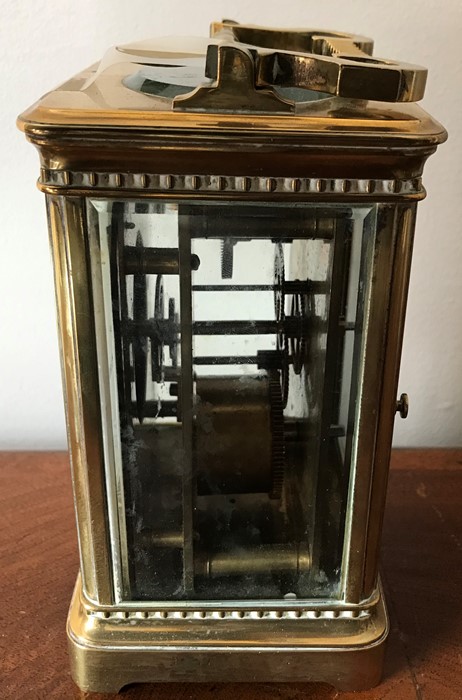 A good quality brass cased carriage clock with gorge movement. 14 h x 10cms w. Condition - Image 3 of 4