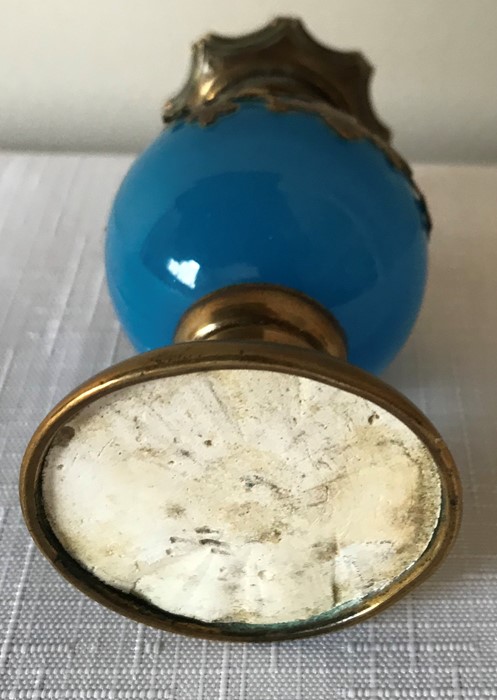 A 19thC turquoise glass and brass encased scent bottle. 9.5cms h with painted classical building - Image 4 of 4