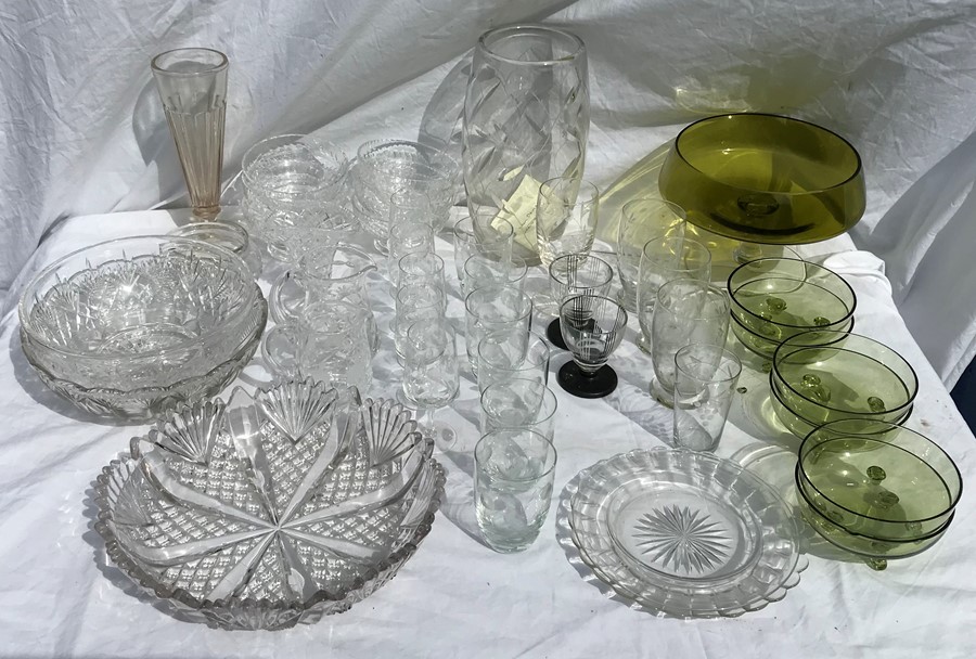 Glassware, Green glass fruit set, various drinking glasses, fruit bowls, jugs, side plates etc.