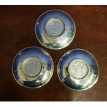 A SET OF THREE STERLING SILVER DISHES WITH 18TH CENTURY AUSTRIAN COIN - coin details 1780 X