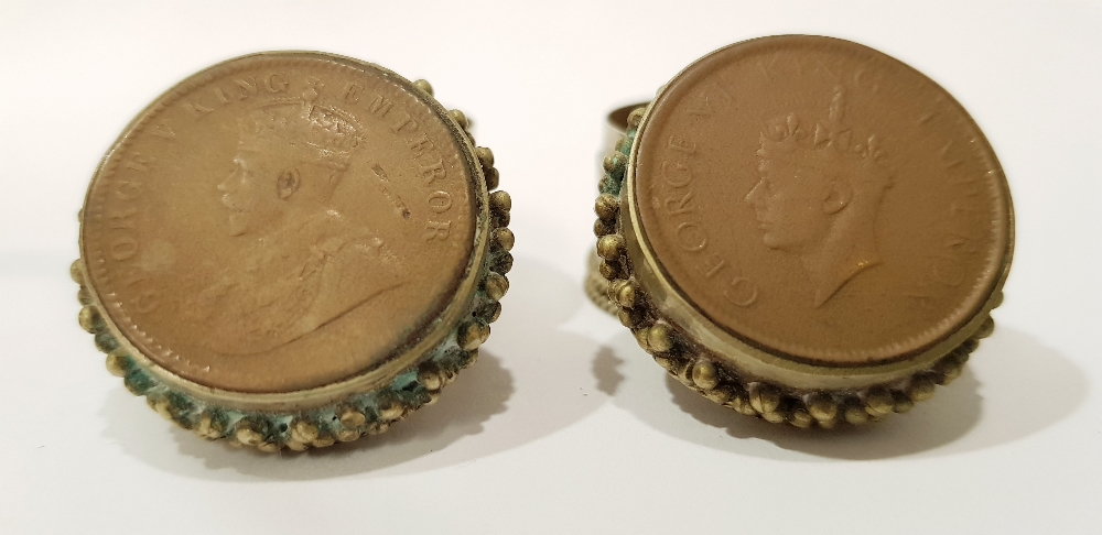 TWO SNUFF BOXES, each with a coin inserted to the lid, (i) A George V King Emperor / One Quarter