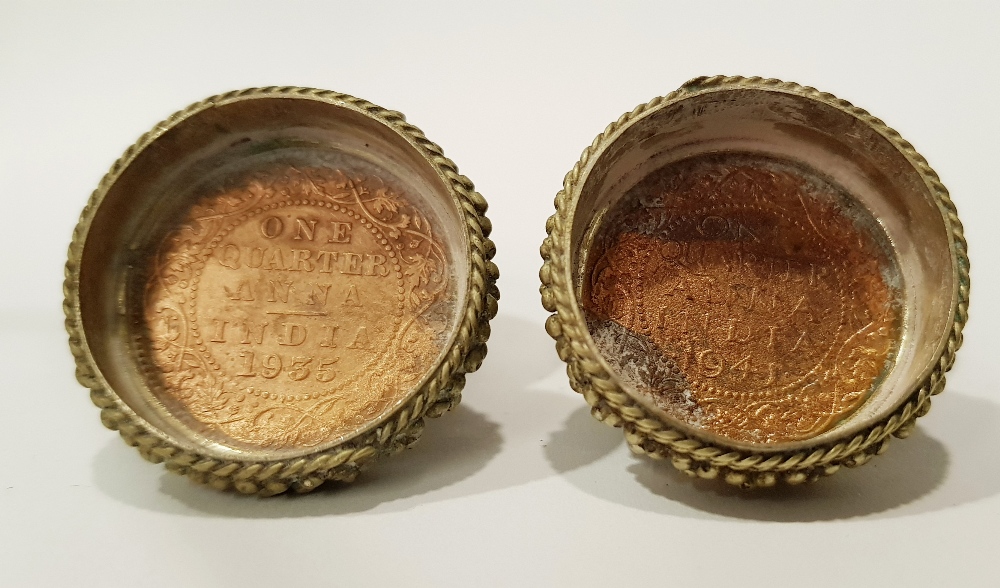 TWO SNUFF BOXES, each with a coin inserted to the lid, (i) A George V King Emperor / One Quarter - Image 2 of 3