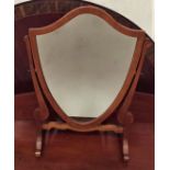 A GOOD QUALITY MAHOGANY 'HEART' SHAPED DRESSING MIRROR / SWING MIRROR, raised on shaped side