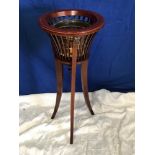 A FINE INLAID 'JARINIÉRE' POT STAND, with tapered slat sides, raised on out-swept leg, with