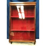 A WILLIAM IV ROSEWOOD HANGING GLAZED CABINET, single door, shelved interior, 127cm (h) x 79cm (w)