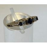 AN 18CT YELLOW GOLD SAPPHIRE & DIAMOND RING