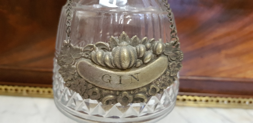 A 19TH CENTURY GLASS DECANTER WITH TOPPER, and 3 silver plated decanter tags - Image 2 of 4