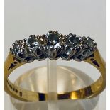 AN 18CT YELLOW GOLD VINTAGE GRADUATED FIVE STONE DIAMOND RING ring size Q