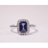 AN 18CT WHITE GOLD SAPPHIRE & DIAMOND RING, a one off piece of great jewellery, ring size N