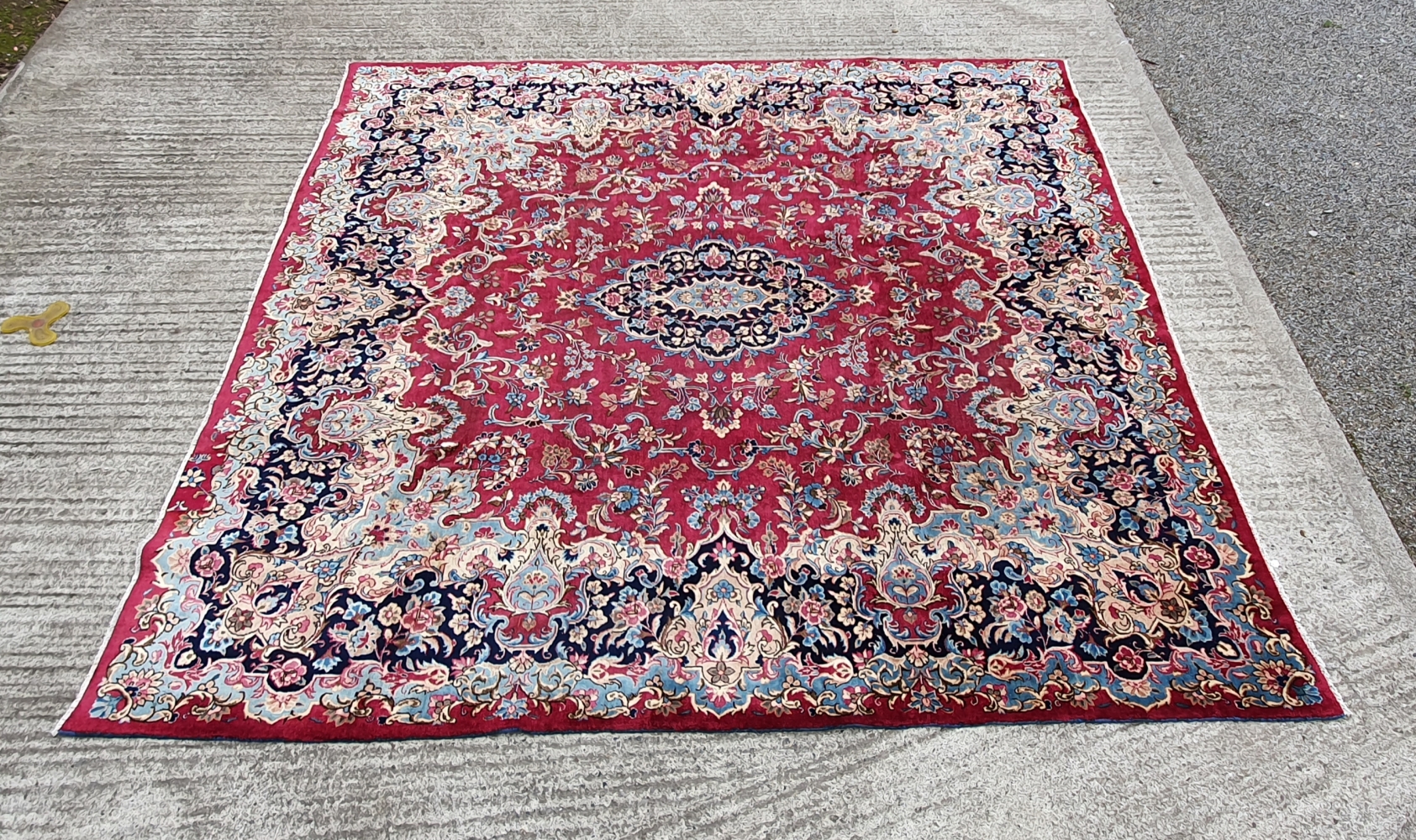 A QUALITY VINTAGE HAND KNOTTED KIRMAN PERSIAN RUG, 308cm x 302cm approx - Image 2 of 2