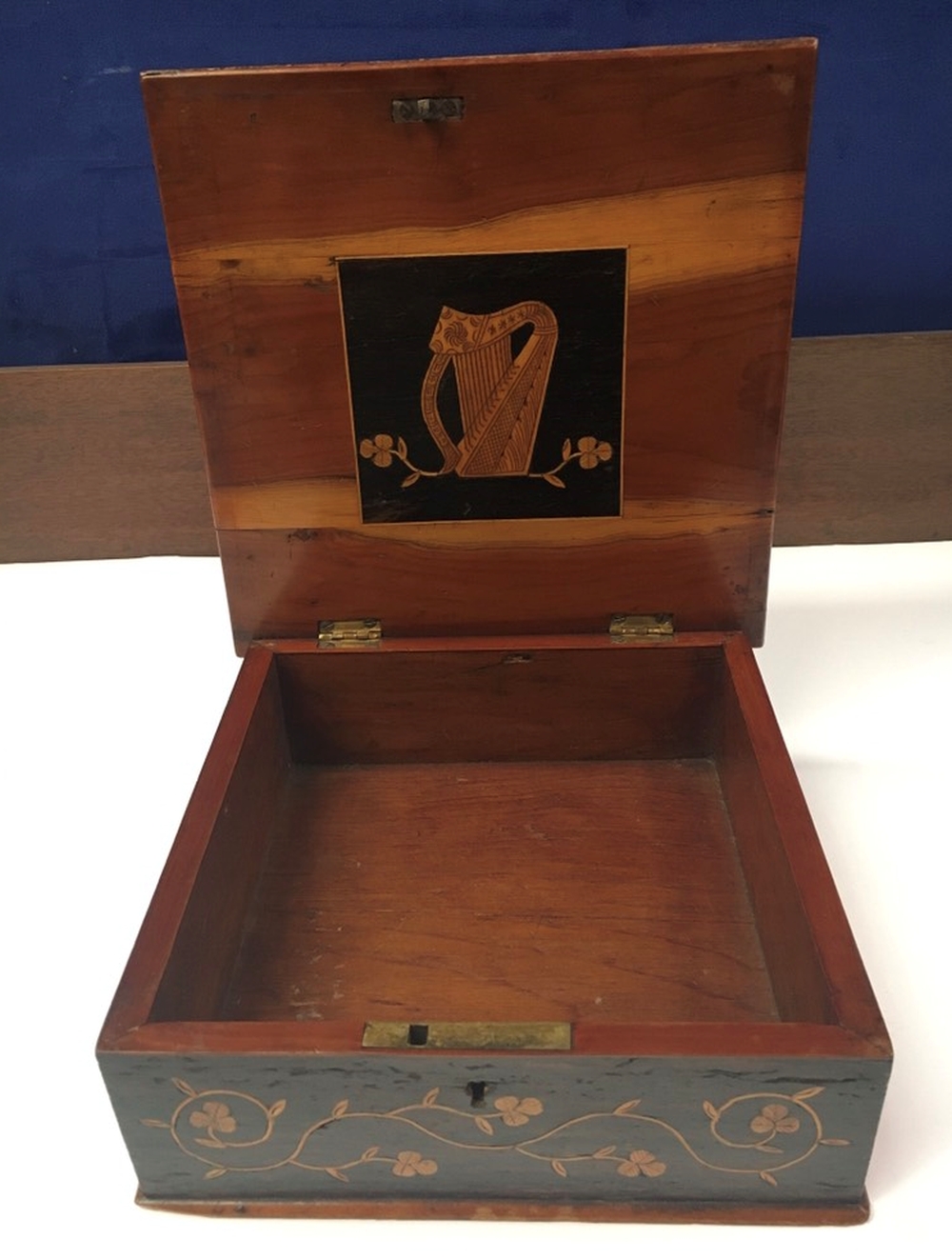 A SQUARE KILLARNEY BOX, 19th century, arbutus wood and yew-wood, the top with shamrock and leafy - Image 2 of 3