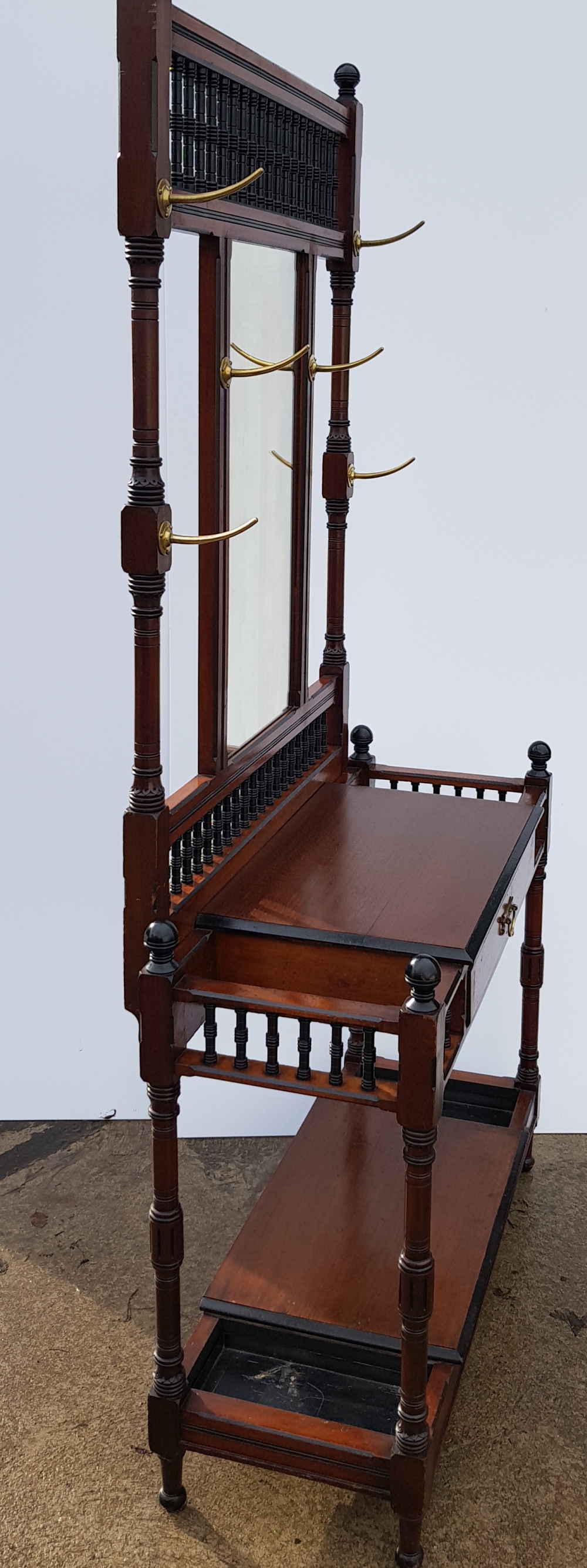 A VERY GOOD QUALITY LATE 19TH CENTURY IRISH HALLSTAND, stamped by top maker "Strachan of Dublin"