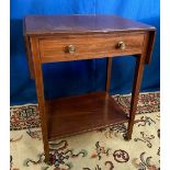 A MAHOGANY INLAID DROP LEAF SIDE TABLE / LAMP TABLE, with a single frieze drawer, raised on square