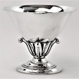 AN EARLY 20TH CENTURY DANISH SILVER BOWL, circa 1927, no. 6, designed by Johan Rohde (mark