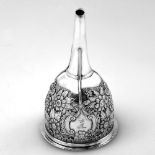 A VERY FINE IRISH 19TH CENTURY SILVER WINE FUNNEL, Dublin, 1827, by E. Crofton, decorated with