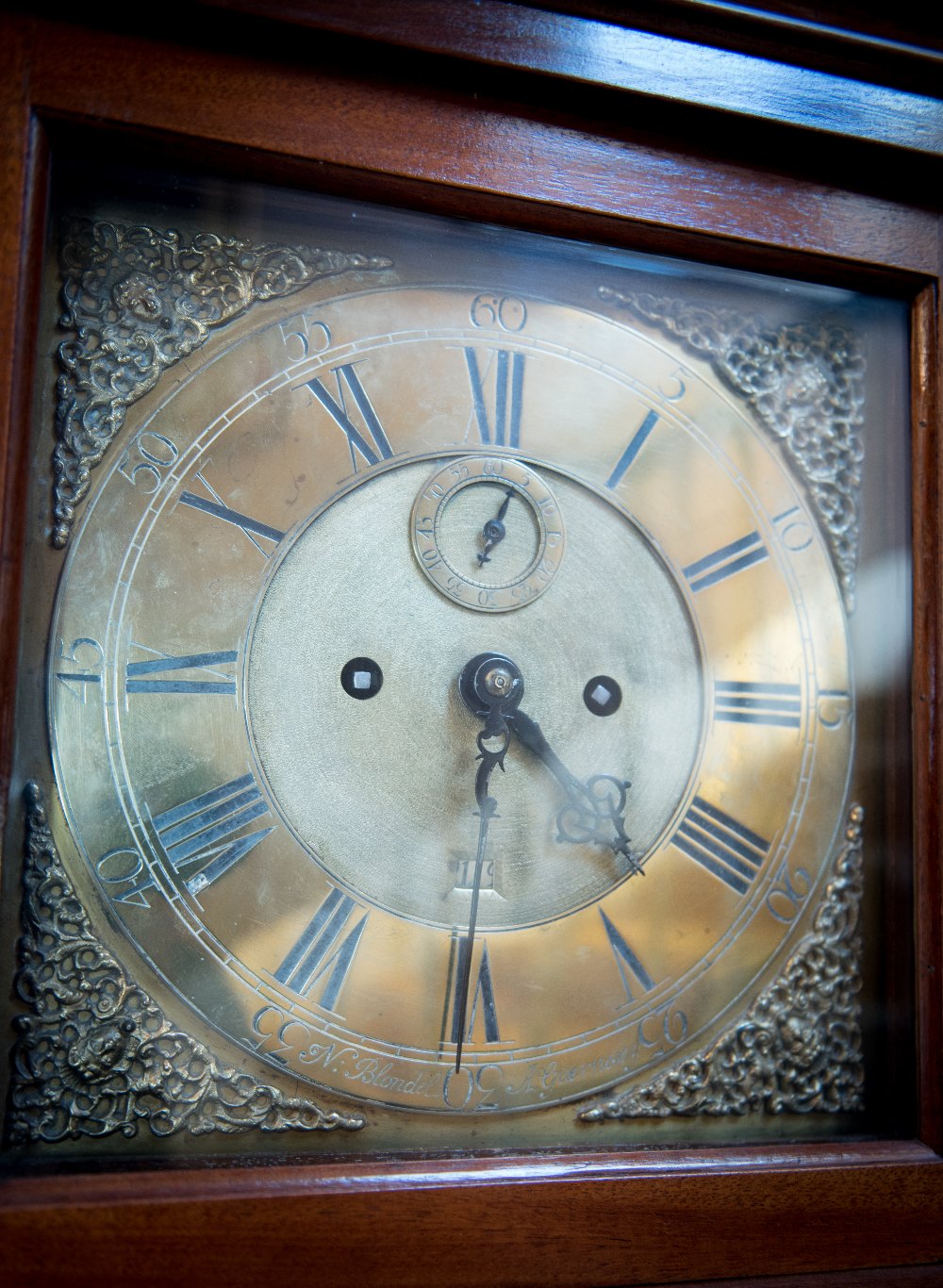 A RARE MAHOGANY GUERNESEY LONGCASE CLOCK c.1750 by Blondel, the brass dial with N. Blondel A - Image 2 of 3