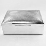 A VERY FINE & LARGE EARLY 20TH CENTURY ART DECO STERLING SILVER CIGAR BOX, London, 1908, by