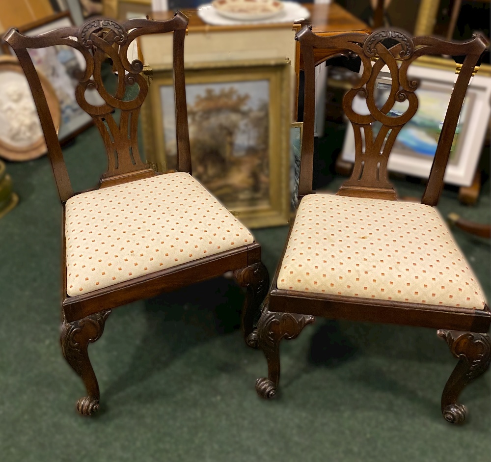 A PAIR OF GEORGE II CHAIRS, with carved back splats standing on carved cabriole legs and scroll - Image 2 of 4
