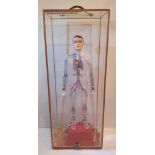 A RARE & UNUSUAL LOT: A CASED FIGURE OF A MALE FIGURE, SHOWING THE HUMAN CIRCULATORY SYSTEM, the