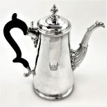 A VERY FINE MID TO LATE 18TH CENTURY IRISH SILVER COFFEE POT, GEORGE II, Dublin, by William