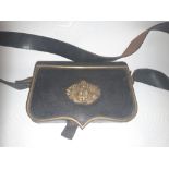 A RARE WORLD WAR I MILITARY BANDSMEN LEATHER BAG, with brass mounts