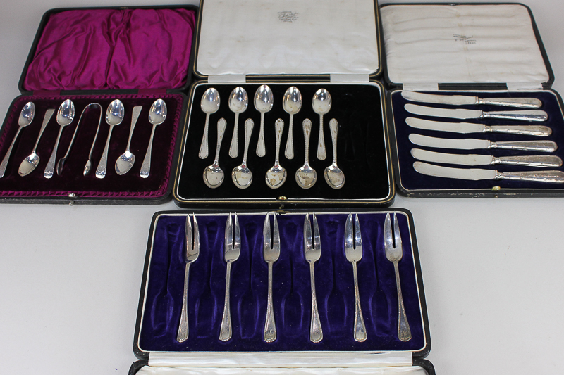 A cased set of six Victorian silver old English pattern teaspoons and tongs makers James Lewis &