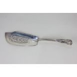 A Victorian silver fish serving knife, with a king's pattern handle and engraved initials, and