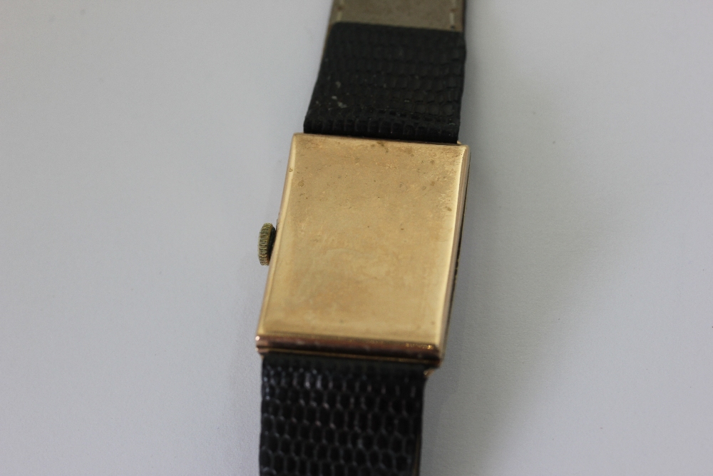 A 9ct gold wristwatch Bravingtons Renown import mark for 1938, (a/f - glass cracked) - Image 2 of 3