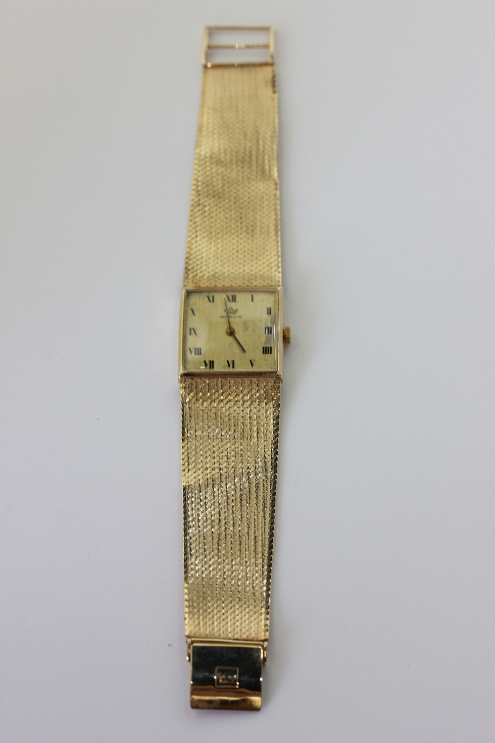 A gentleman's 9ct gold bracelet watch by Marvin 45g weighable - Image 2 of 2