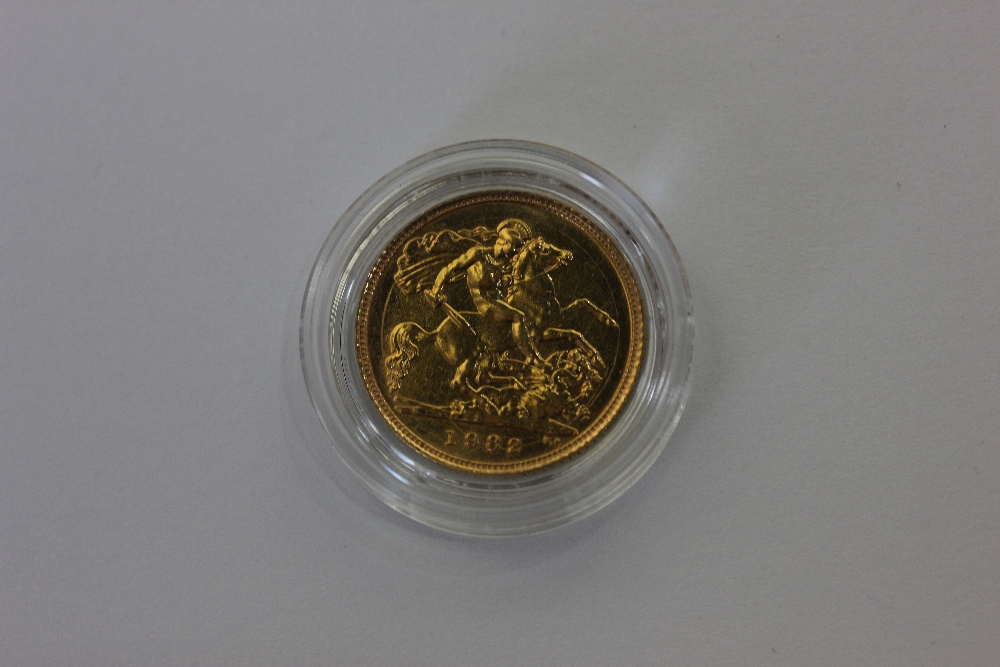 A 1982 gold half sovereign - Image 2 of 2