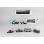 A collection of Marklin HO gauge model coaches and wagons, plastic and metal, to include a 4506 rear