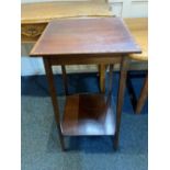 An Edwardian crossbanded mahogany occasional table on square tapered legs, top 36,5cm by 36cm