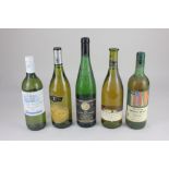 Five bottles of white wine, to include Brauneberger Kurfurstlay Kabinett Mosel-Saar-Ruwer 2002