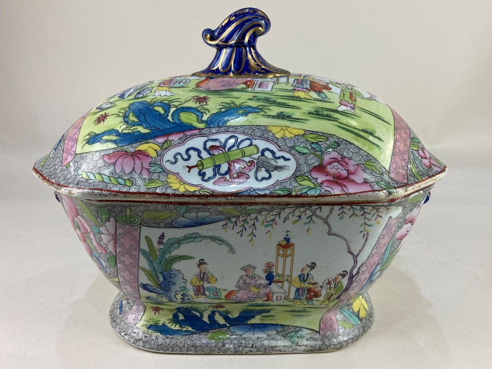 A 19th century Masons Ironstone China tureen and cover, decorated in the Chinese style with scenes