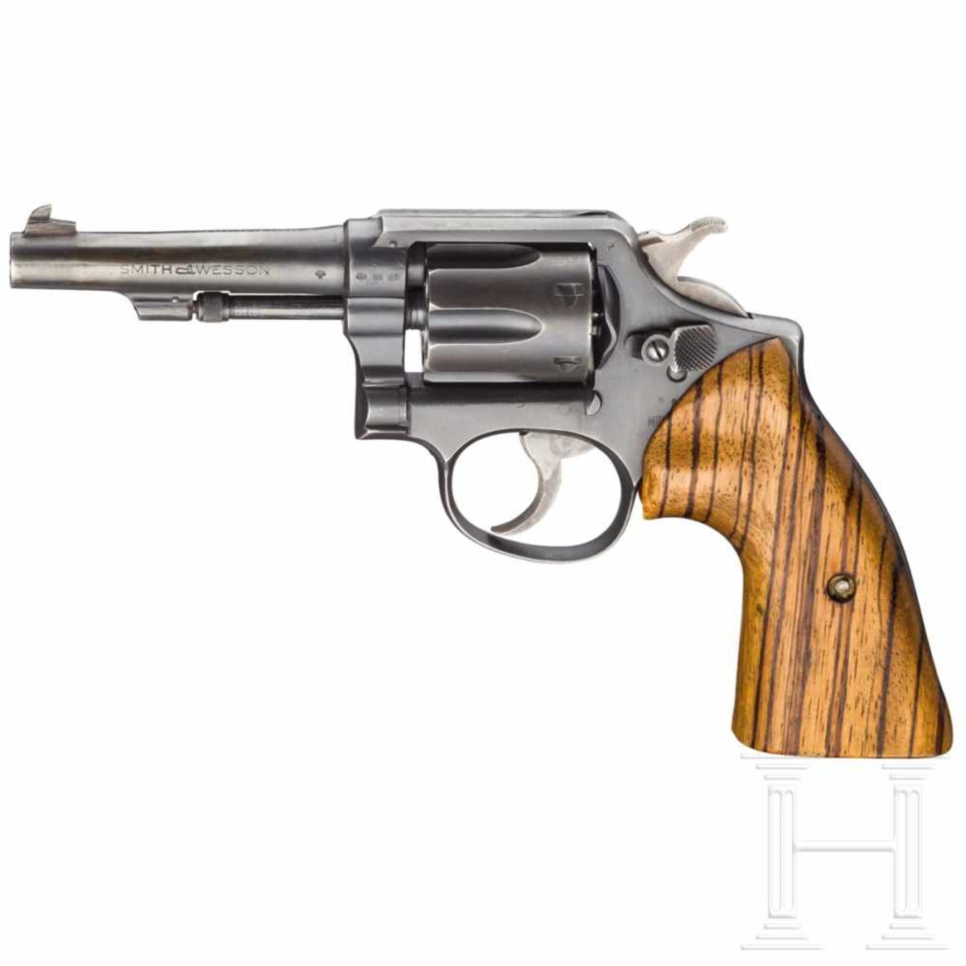Smith & Wesson M & P, mit Tasche, Polizei BayernKal. .38 S & W Spl., Nr. V495478. Nummerngleich.