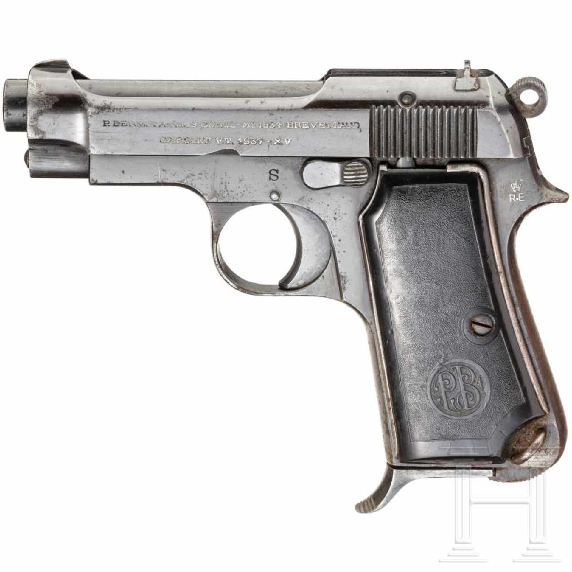 Beretta Mod. 34, mit TascheKal. 9 mm Brown. kurz, Nr. 610280. Nummerngleich. Lauf leicht matt.