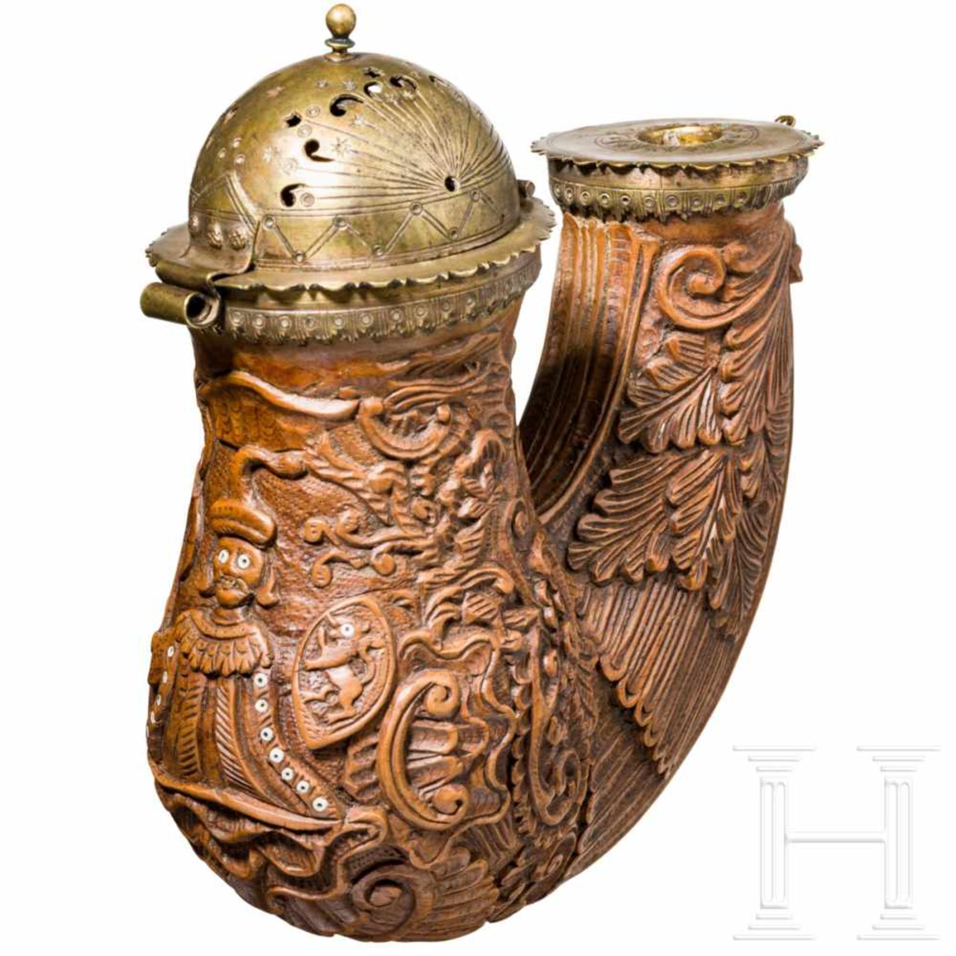 A large carved Baroque walnut pipe, so called „Ulmer Kloben“, 2nd half of the 18th centuryBrass-