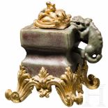 A fine Louis-XV Inkwell with ormolu mounts, Chinese/french, 18th centuryCeladon-Keramik sowie