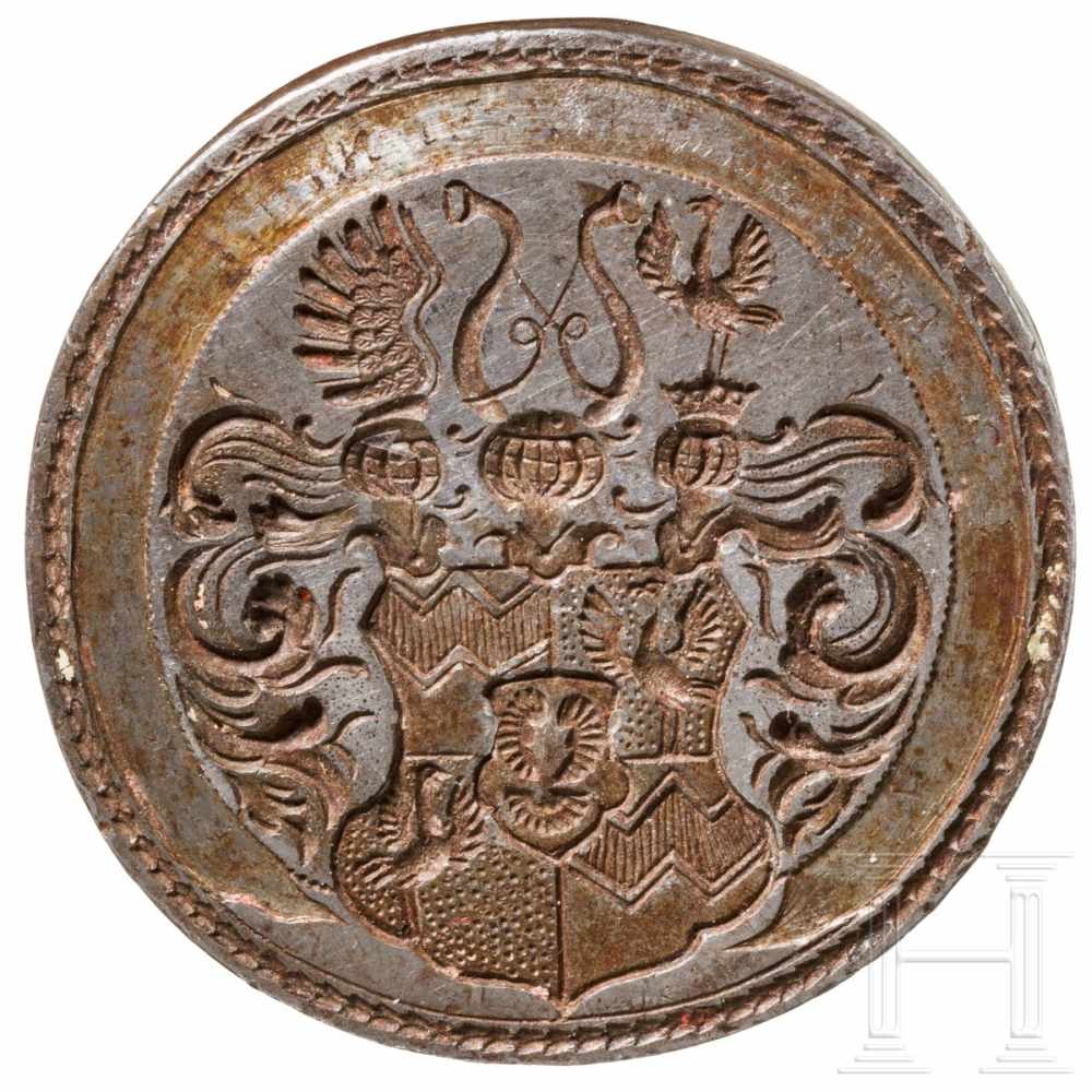 A Tyrolean nobleman's seal, circa 1700Einteilig aus Eisen geschmiedetes Petschaft mit runder - Image 2 of 2