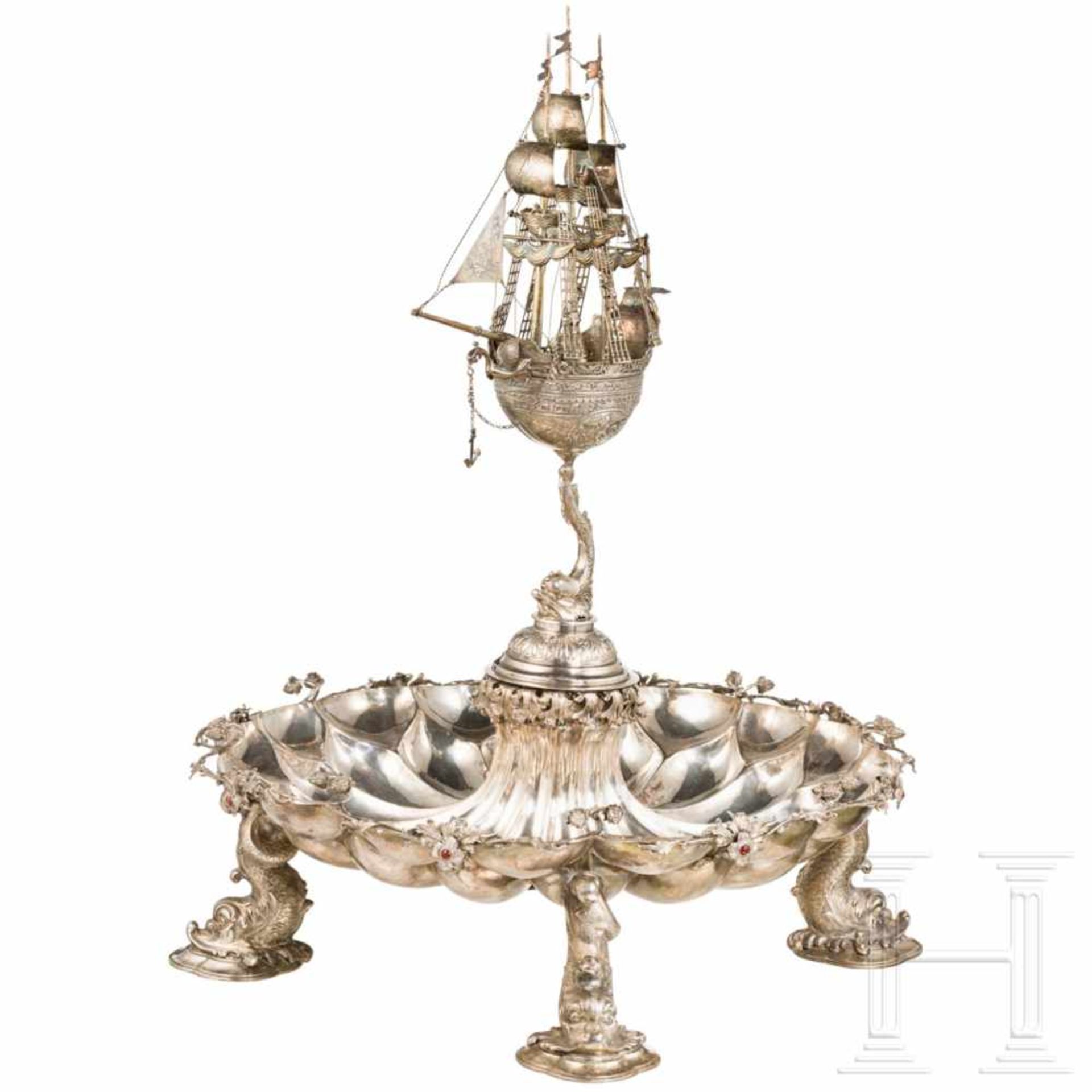 An imposing German table centrepiece with almandine cabochons, circa 1900Silver, the mark of - Bild 5 aus 12