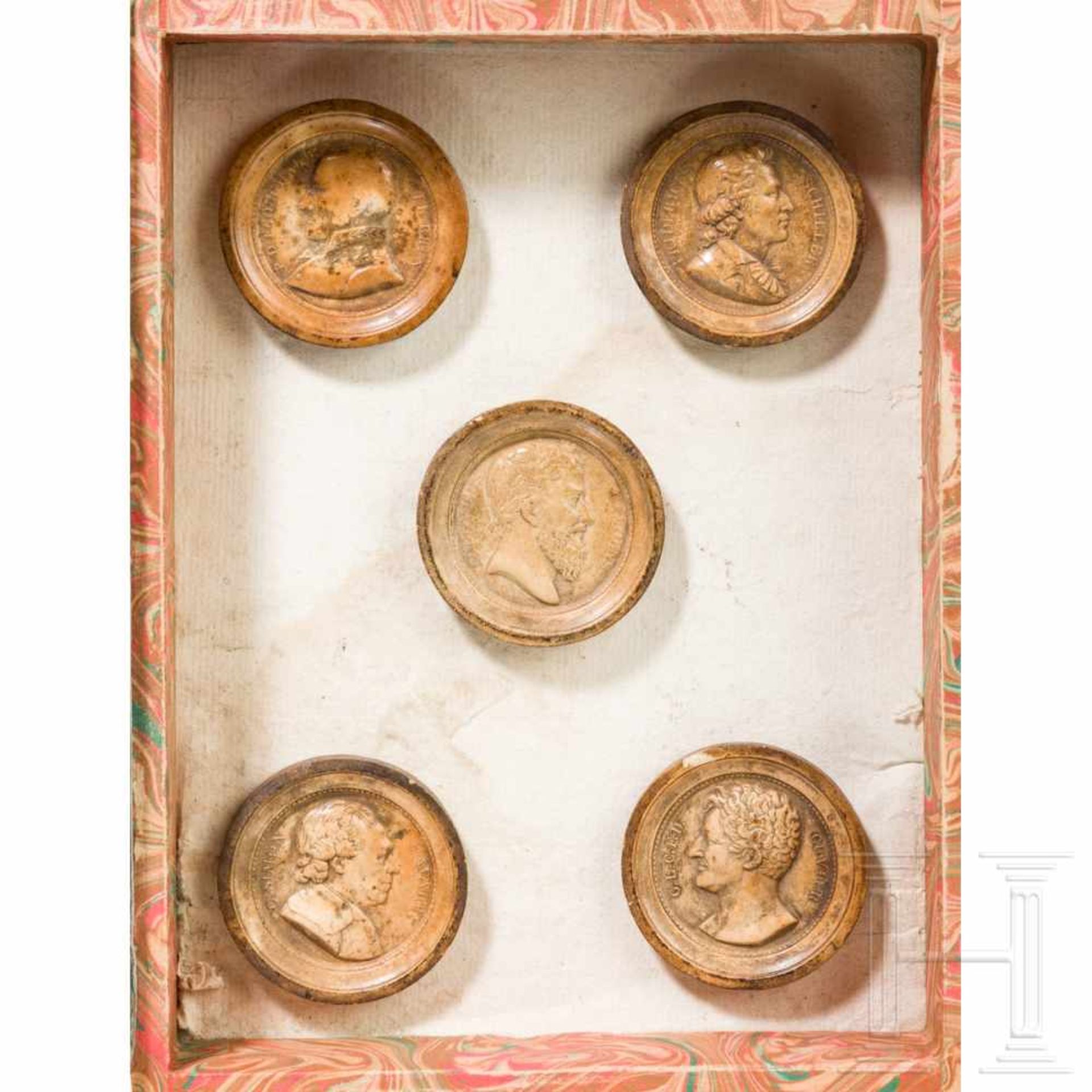 A probably Italian collection of 35 medallions in four cassettes in book form, 19th centuryLeather - Bild 3 aus 5