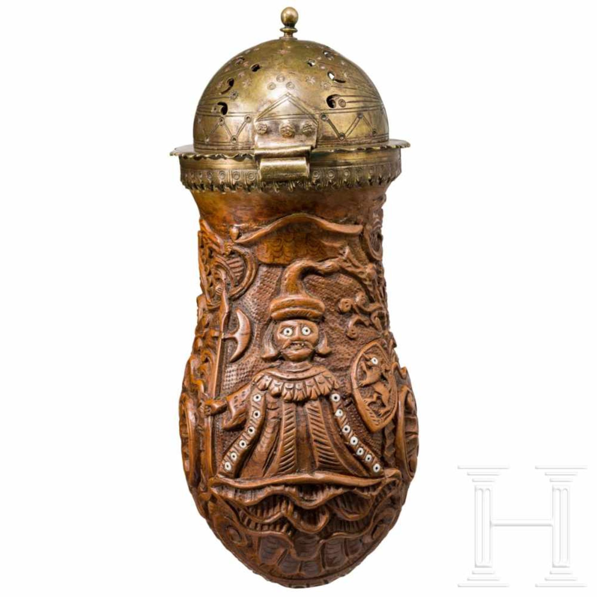 A large carved Baroque walnut pipe, so called „Ulmer Kloben“, 2nd half of the 18th centuryBrass- - Bild 2 aus 3