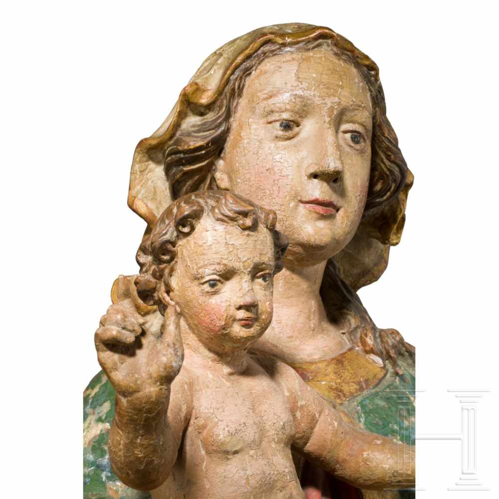 A South German/Austrian Madonna and Child, circa 1720The softwood figure carved in three-quarter - Image 4 of 5