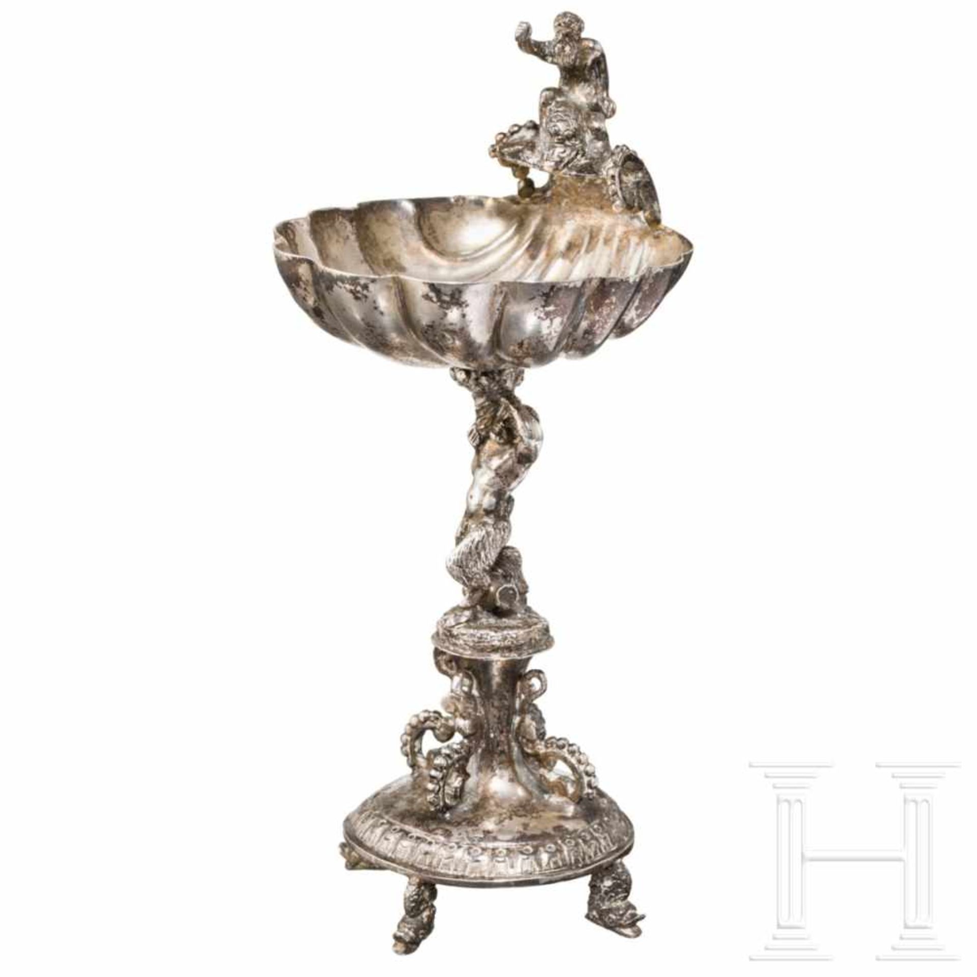 A stamped small silver salt dish in Renaissance style, Augsburg, circa 1800Cast silver, finely