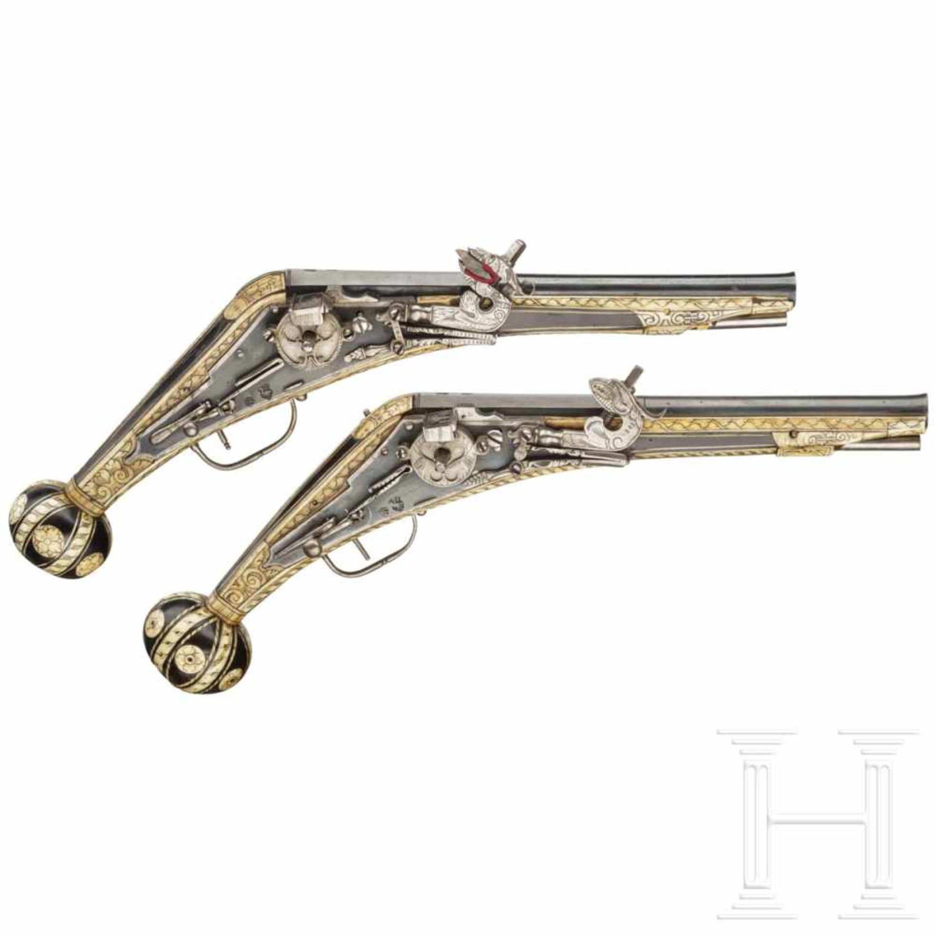 Two South German wheellock puffers of very similar manufacture, late 16th centuryBoth smooth, - Bild 2 aus 10