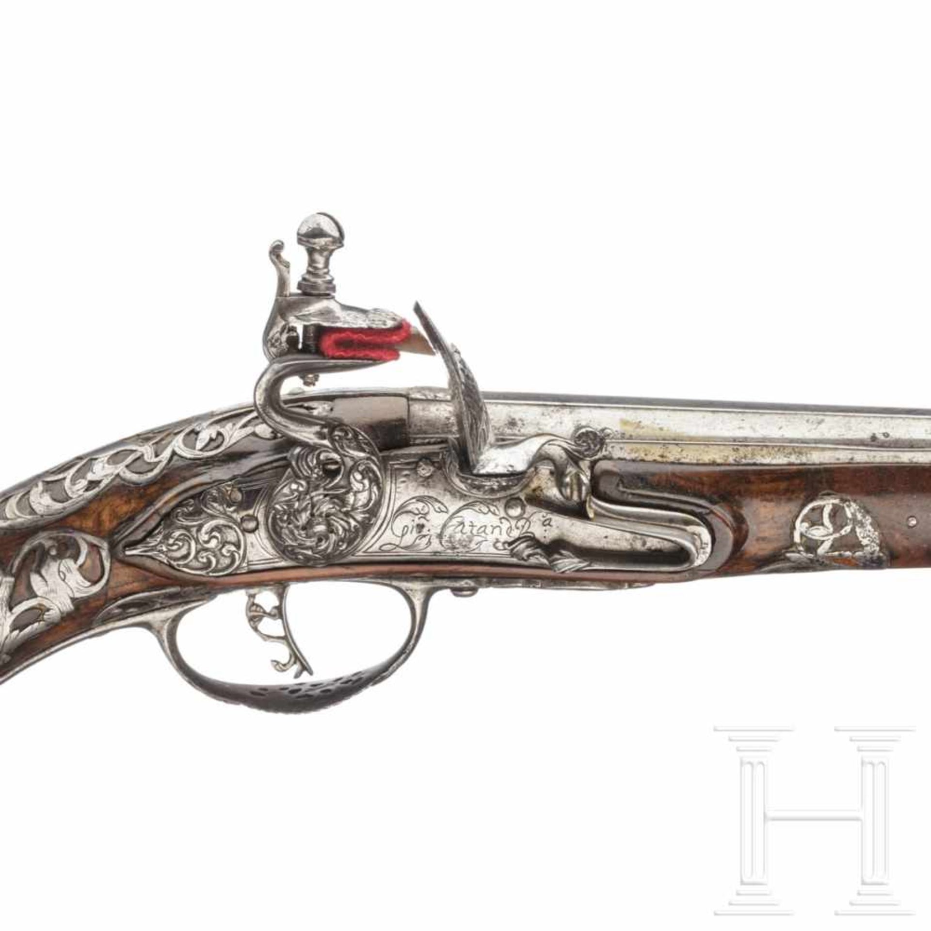 A flintlock pistol, Giovanni Cattaneo in Milan, circa 1700Smooth-bore barrel in 14 mm calibre, the - Bild 5 aus 8