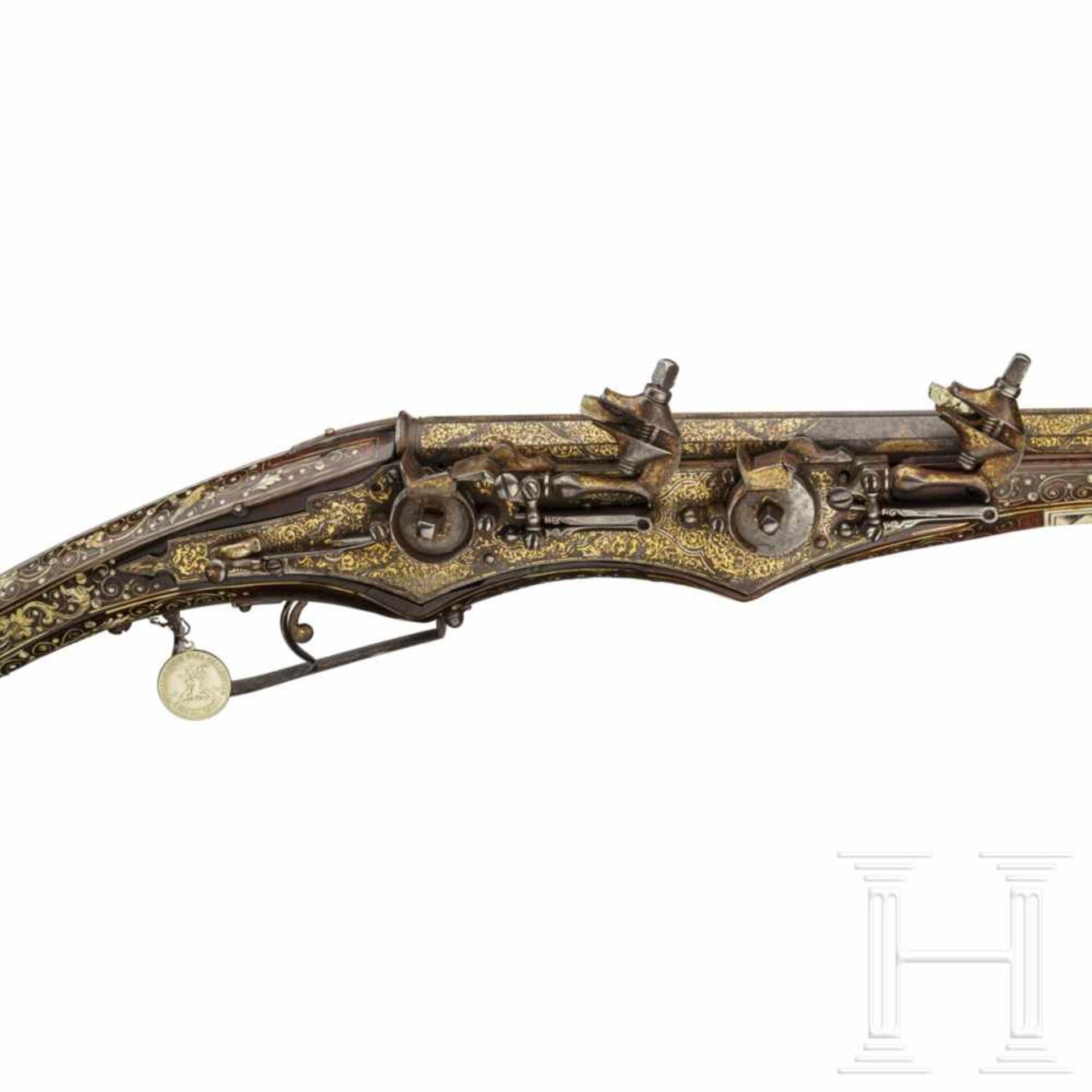 A rare, South German wheellock pistol for two superimposed loads, with inlays in gold and bone, - Bild 5 aus 11