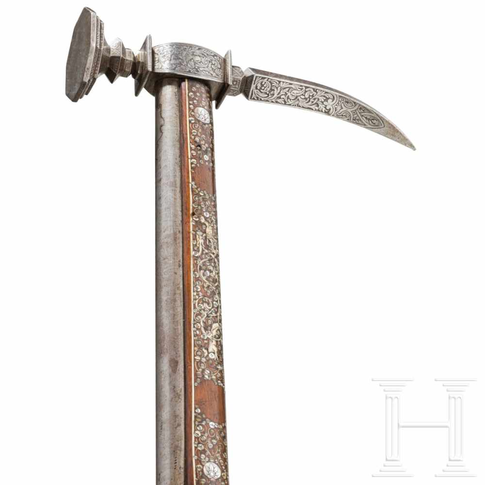 A rare Cieszyn flintlock war hammer with lavish bone inlays, circa 1720The sturdy, curved, - Image 9 of 13