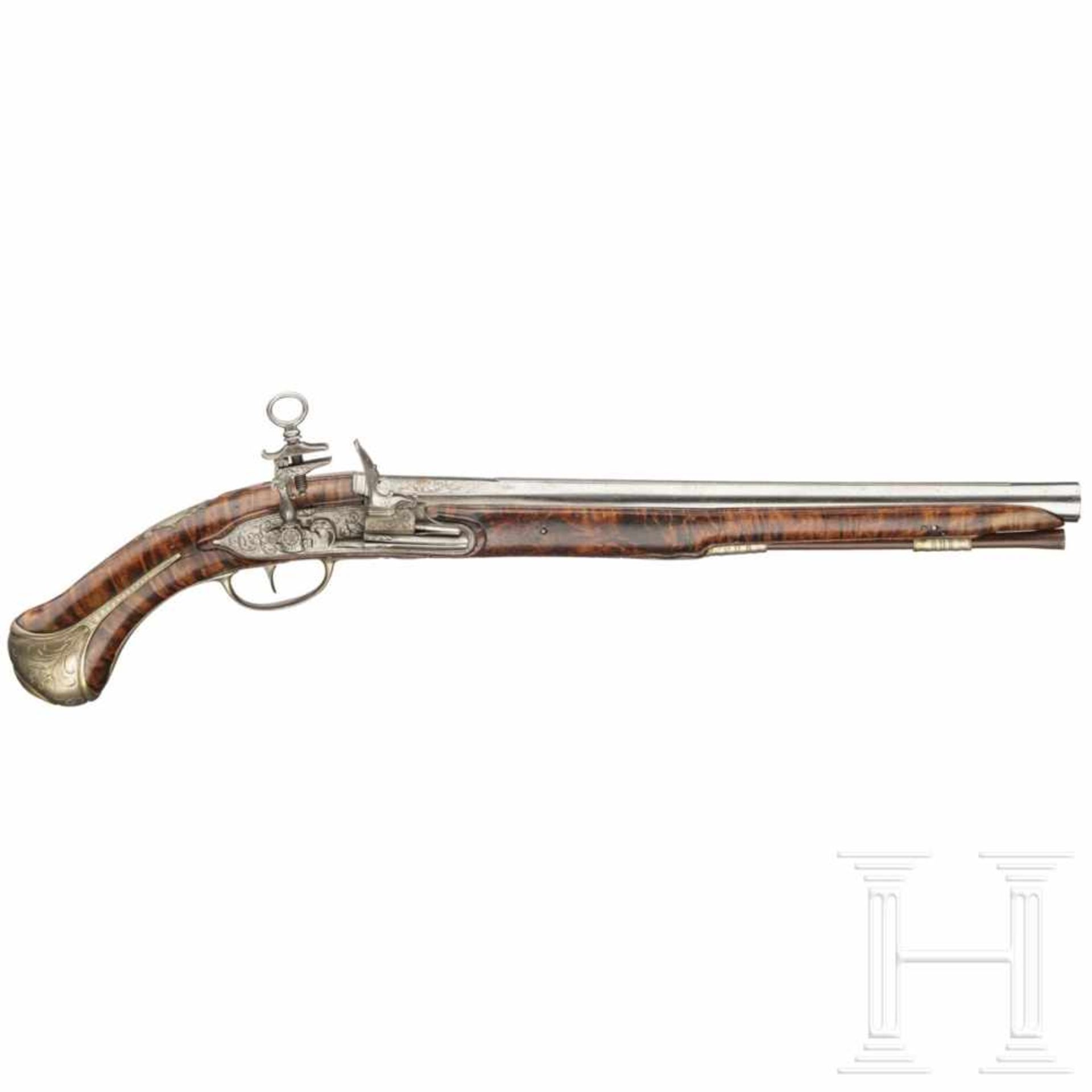 A long Italian Miquelet pistol, ca. 1710Glatter Lauf mit angesenkter Mündung im Kaliber 15 mm,