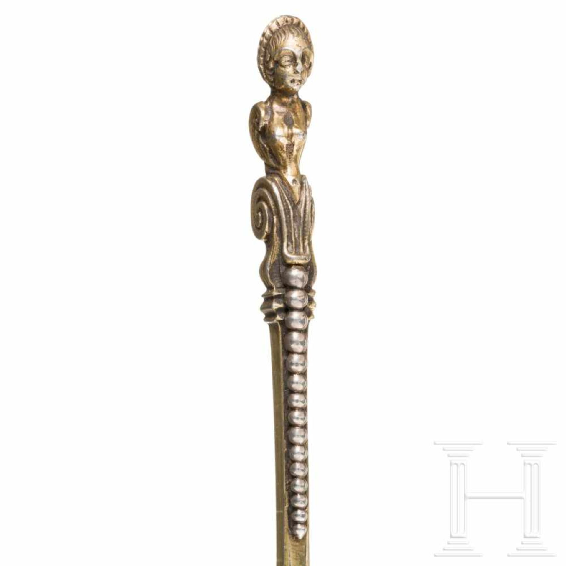 A fine gilded Polish Baroque silver spoon with female caryatid, master's mark of Johann Christian - Bild 3 aus 4